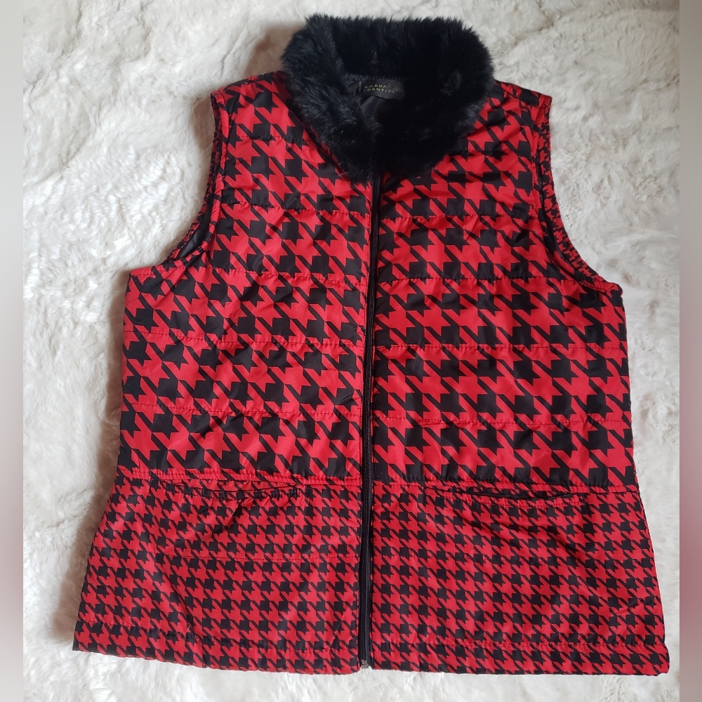 Casual Identity Puffer Vest - Red & Black Quilted Vest